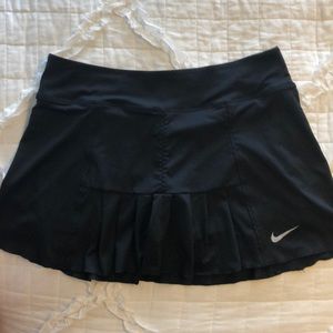 Nike Women’s Athletic Skort